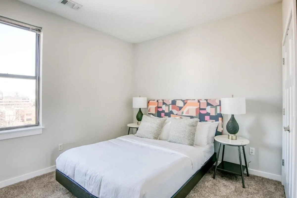 Cozysuites Two Modern Music Row Condos W Parking ناشفيل 0*,